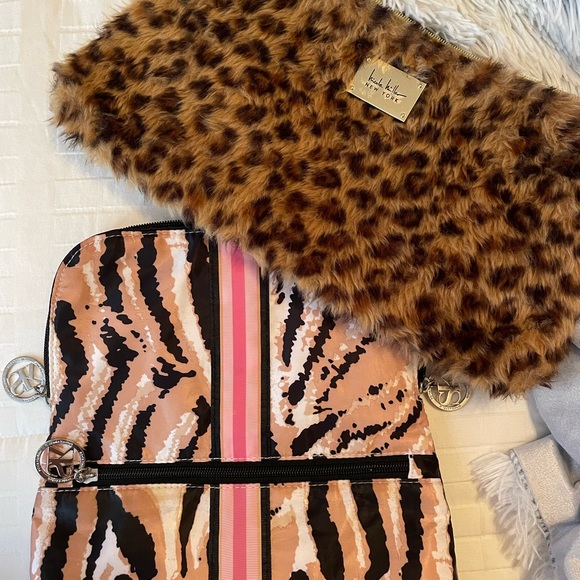 MAKEUP BAGS ( a double deal!) - Picture 1 of 12